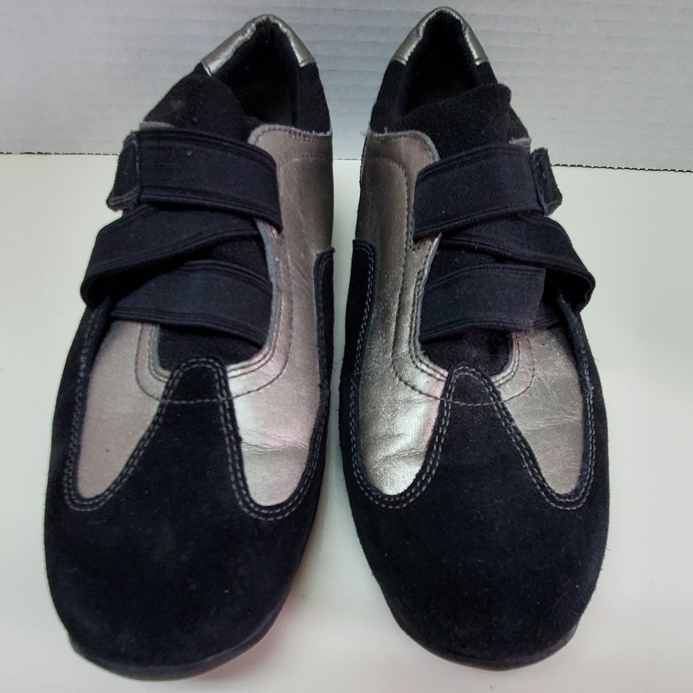 Easy Sprit Black Suade and Silver